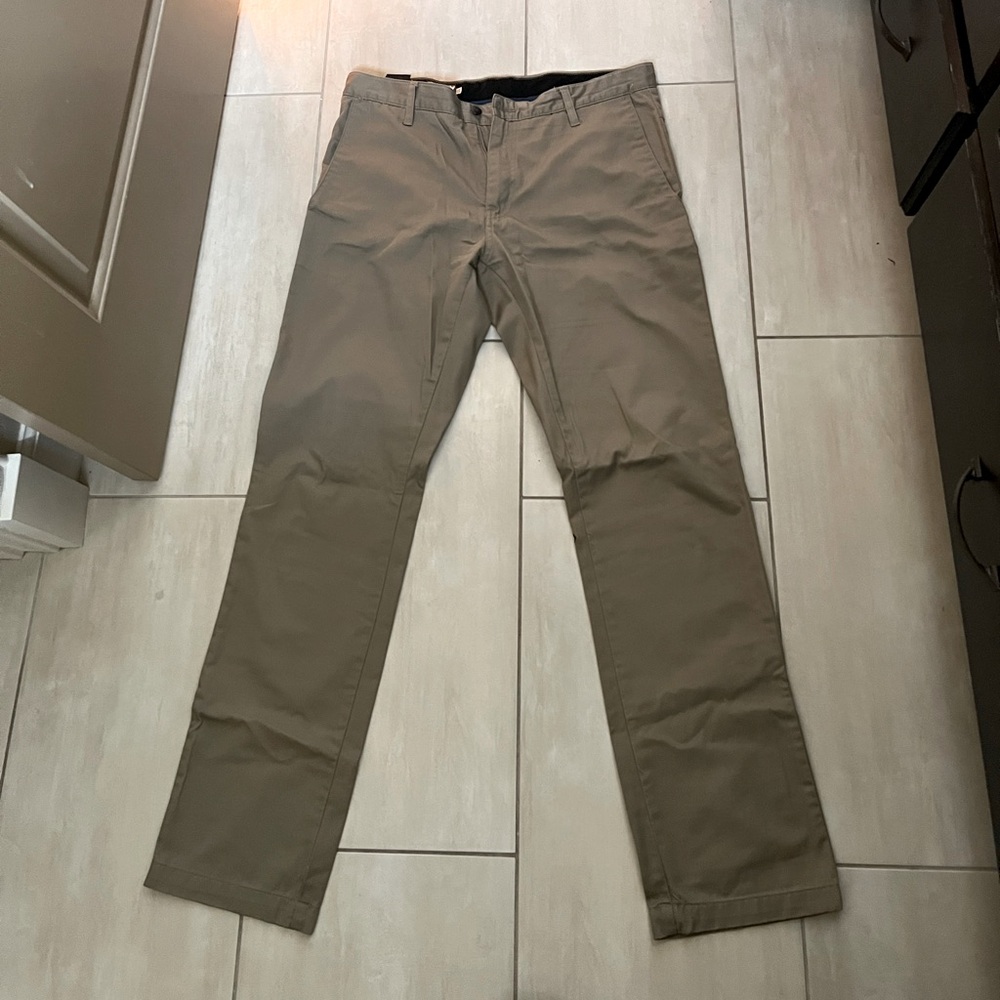 Volcom Mens Tan Khaki Pants Size 34 preowned